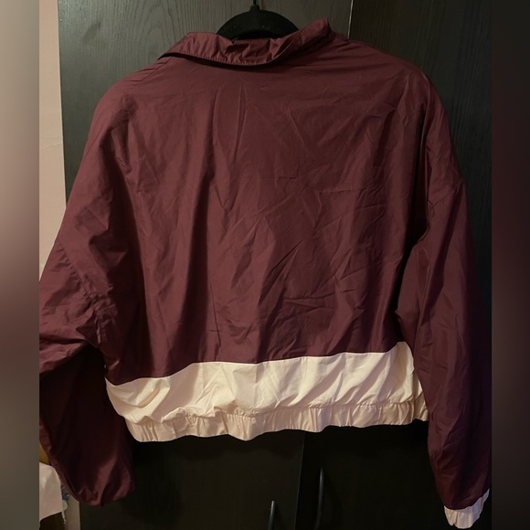 Hollister Half Zip Windbreaker - Picture 2 of 2
